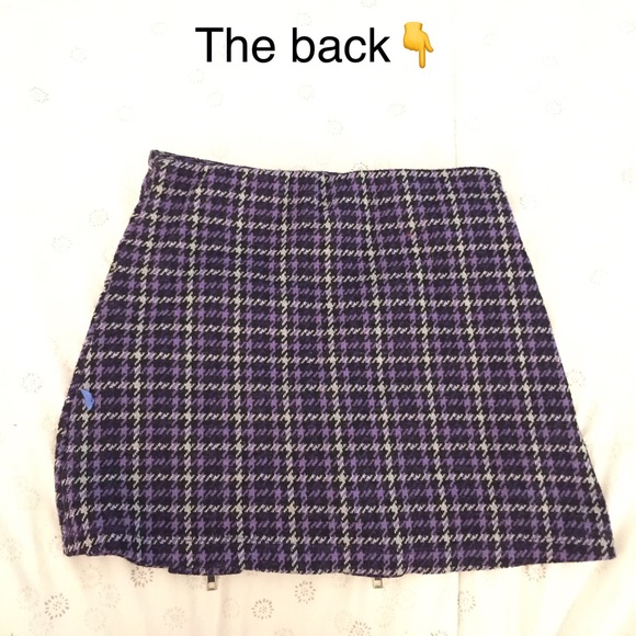 Purple checkers skirt with gold zippers - Picture 2 of 3